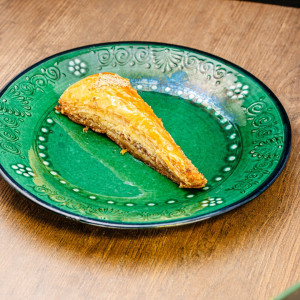 Хавуч с грецким орехом